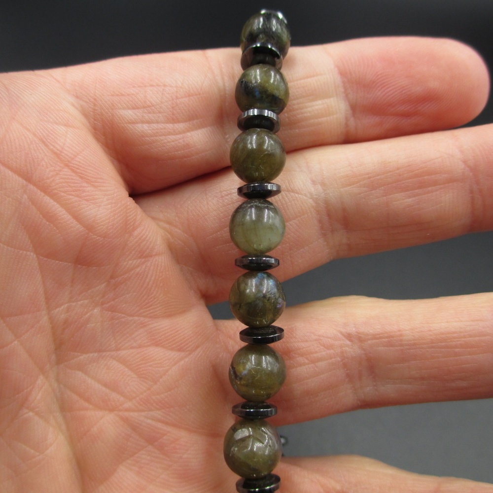 Vintage 8 Inch Rough Green Stones Bracelet - Picture 2 of 4